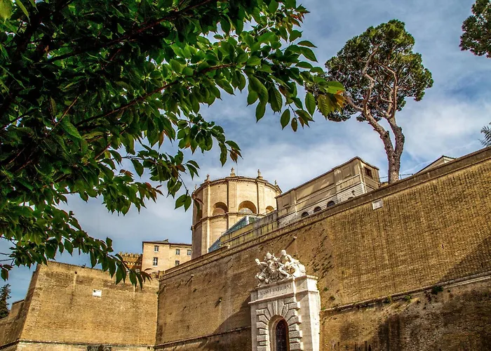 Remember Vatican רומא