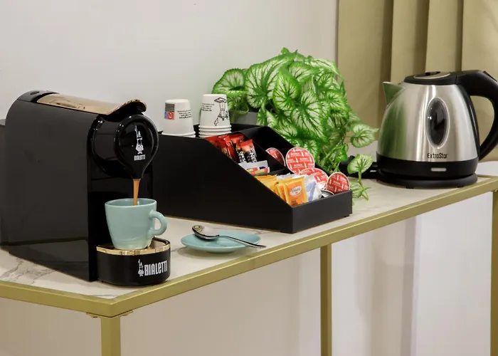 Remember Vatican * רומא