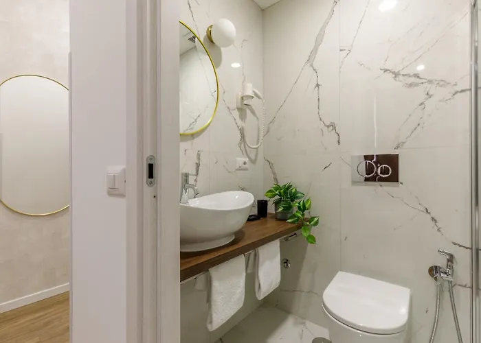 Remember Vatican דירה